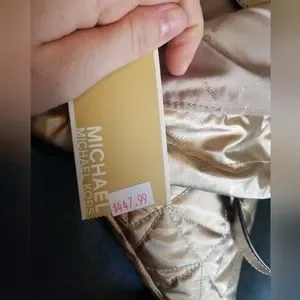 MICHAEL Michael Kors | Bags | Michael Kors Large Winnie Gold  display picture 2